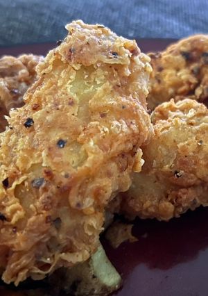 A picture of Fried chicken wings.
