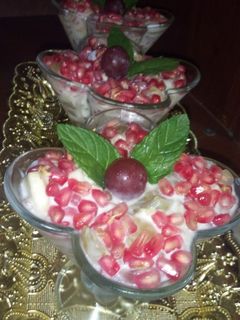 صورة لوصفة سلطة الفواكه بالياوورت🍌🍇🍎🍑🍨🍧