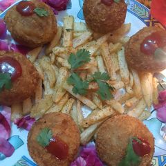 A picture of Potato cheese balls.