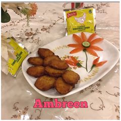A picture of Potato chicken sandwich pakora 😋.