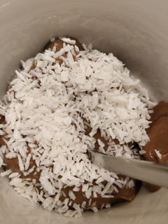A picture of Chocolate Avocado Pudding.