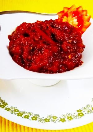A picture of Tomato Jam.