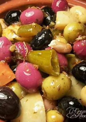 Foto principal de Aceitunas morunas, con aliño urrutia picantes