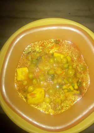मटर पनीर (Matar paneer recipe in hindi) रेसिपी मुख्य फोटो