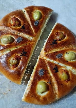 Une photo de Pains aux olives 🌾