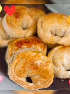 Una foto de Empanadas de pollo a la mostaza. 😋🤗