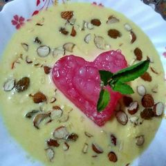 Kesar rabdi rose sago pudding A picture of Kesar rabdi rose sago pudding.
