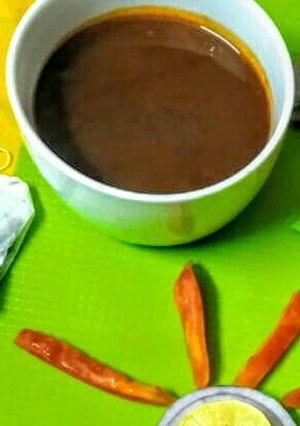 A picture of Imli ki  khatti meethi chutney.