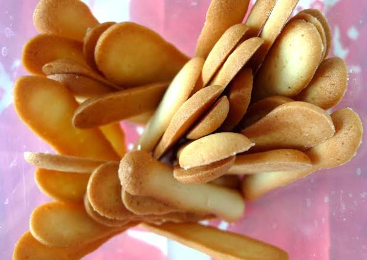 Easiest Way to Prepare Ultimate LANGUES DE CHAT (FRENCH CAT TONGUE COOKIES)