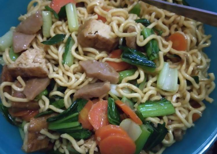 Cara Gampang Menyiapkan Mie goreng dara Anti Gagal