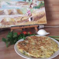 Foto di Frittata di cipolle con contorno di pomodori 🥚🍅