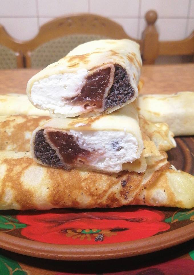 Млинці з трьома начинками