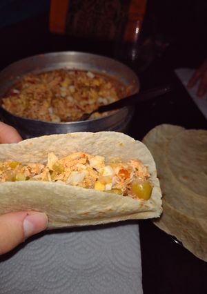 Una foto de Tacos de pollo 🤤