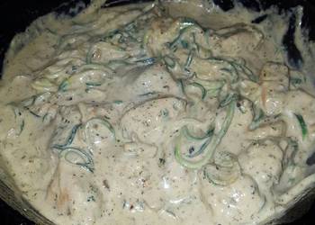 Without Fail Making Recipe Zucchini Noodles with Pesto Chicken and Garlic Alfredo sauce Savory Delicious Without Fail Making Recipe Zucchini Noodles with Pesto Chicken and Garlic Alfredo sauce Savory Delicious