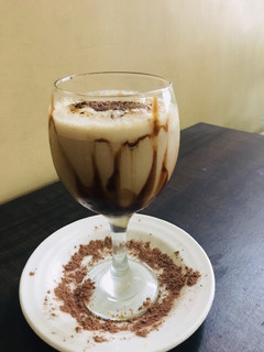 ચોકો કોલ્ડ કોફી (Choco Cold Coffee Recipe In Gujarati) રેસીપી મુખ્ય ફોટો