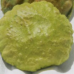 A picture of Palak Puri / Poori.