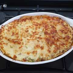 A picture of Lasagne porro asparagi e salsiccia.