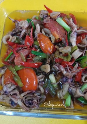 Foto resep Tumis cumi basah simple