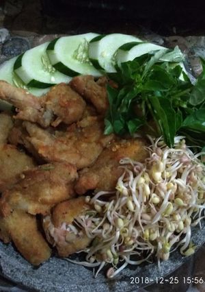 Foto resep Ayam geprek sambal korek