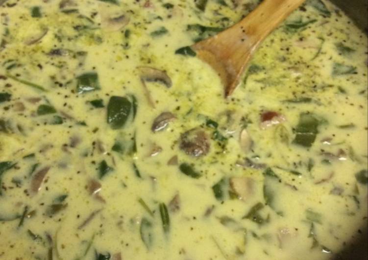 Recipe of Perfect Creamy Mushroom Spinach Kielbasa Soup