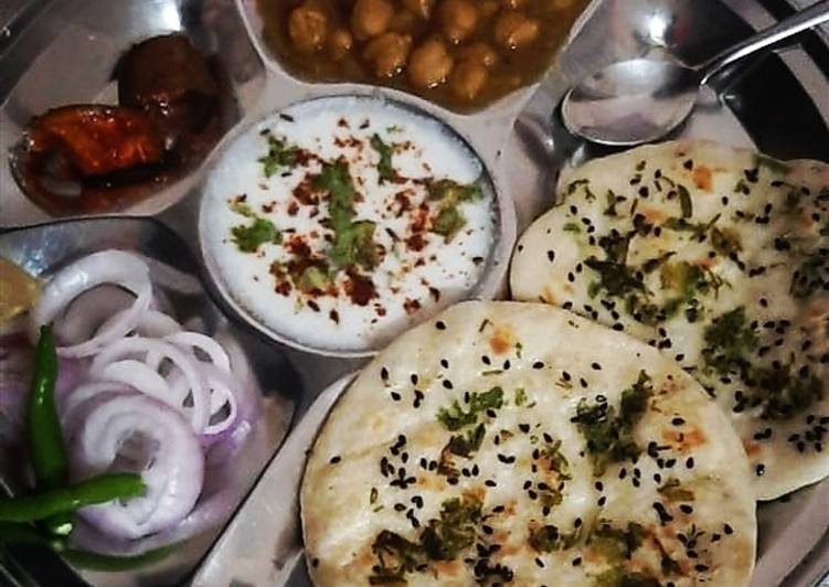 Recipe of Super Quick Homemade Amritsari chole kulche