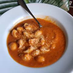 A picture of Creamy Tomato Bisque with Pasta.