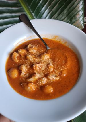 A picture of Creamy Tomato Bisque with Pasta.