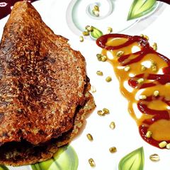 A picture of Moong sprout pancake.