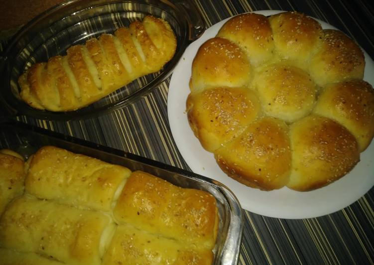 Chicken cheese buns and rolls
