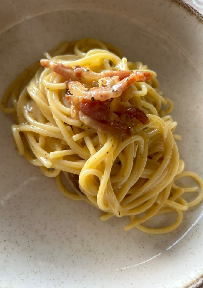 Una foto de Carbonara Original Trufada 🧀🥓