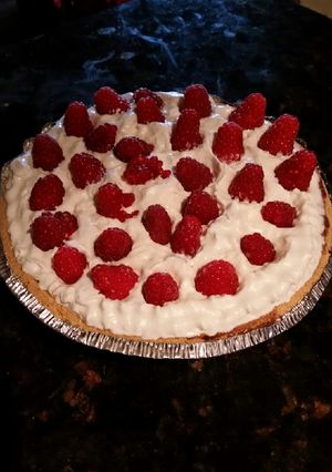 A picture of Brad's chocolate raspberry pudding pie.