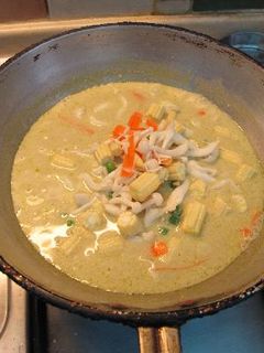 【菇菇巧思】素菇菇綠咖哩 的食譜成品照片