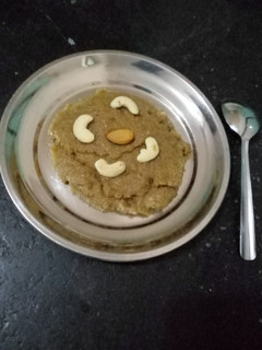 શીરો રેસીપી મુખ્ય ફોટો