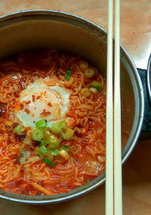Foto resep Mi Kuah Kimchi ala2 Kpopers 😂
