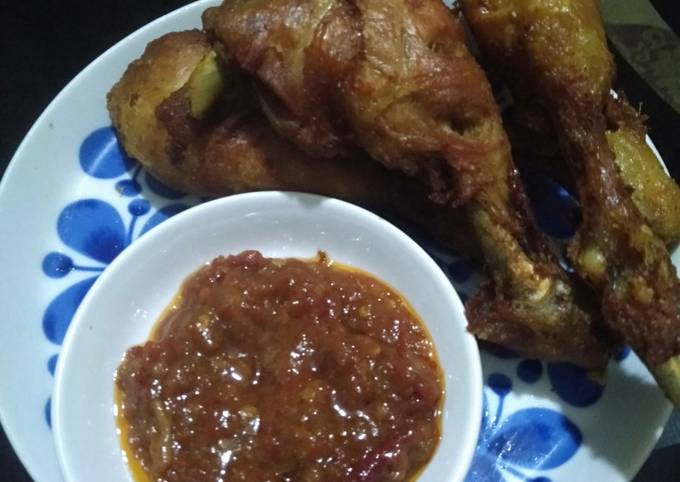 Ayam goreng sambal rujak