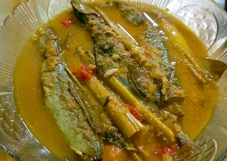 Woku Ikan Layang