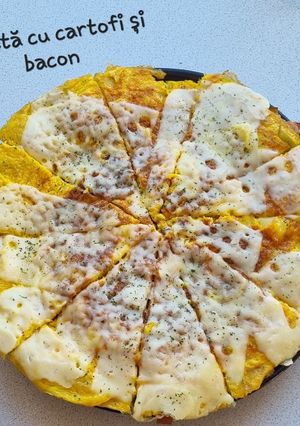 O poză a rețetei Omletă cu cartofi și bacon.