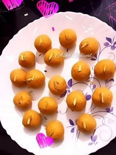 बेसन के लड्डु (besan ke ladoo recipe in Hindi) रेसिपी मुख्य फोटो