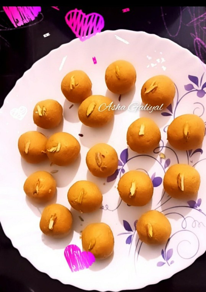 बेसन के लड्डु (besan ke ladoo recipe in Hindi) रेसिपी मुख्य फोटो