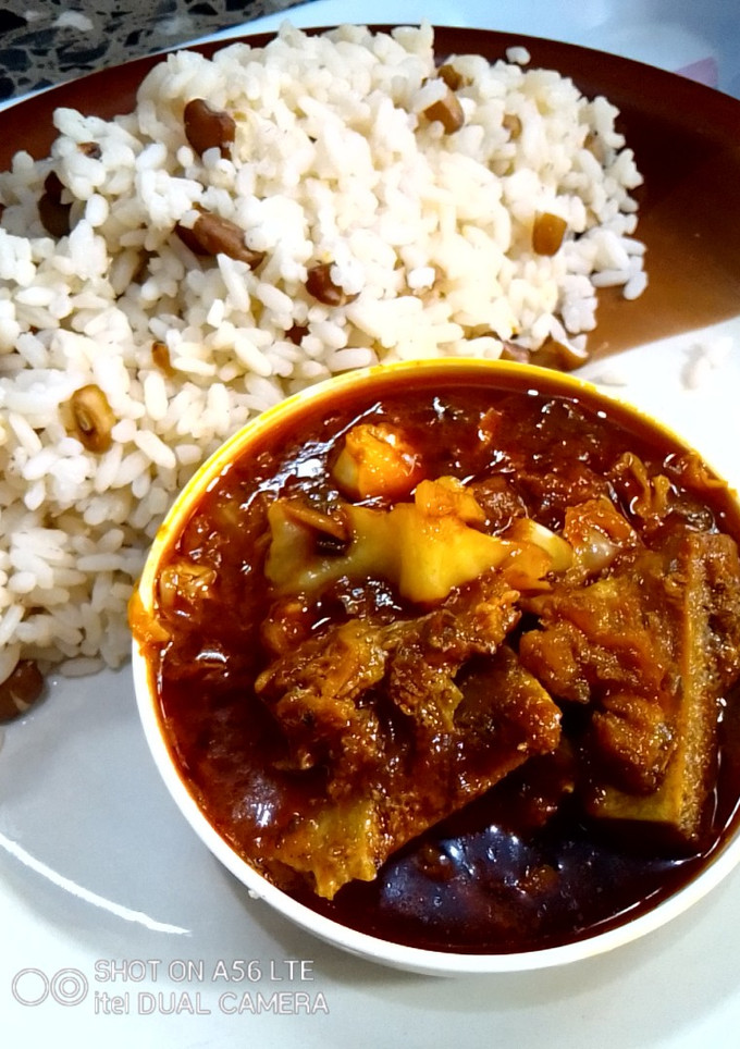 A picture of Green and Cabbage Stew.