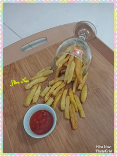 A picture of French Fries.