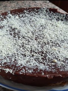 Una foto de Tarta de chocolate con base de galletas