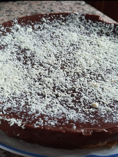 Una foto de Tarta de chocolate con base de galletas