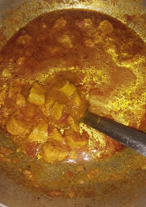 बेसन के गट्टे की सब्जी (besan ke gatte ki sabzi recipe in Hindi) रेसिपी मुख्य फोटो