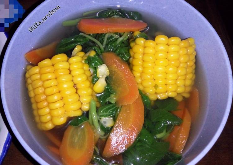 Resep Sayur bening ceria (bayam, wortel, jagung) Lezat