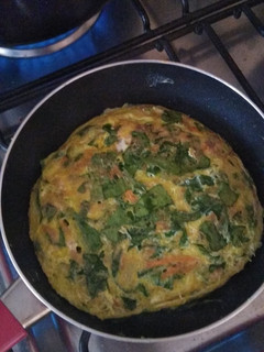 Una foto de Tortilla de acelga fácil
