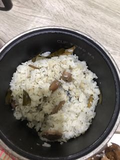 Foto resep Nasi Daun Jeruk/Nasi Liwet Rice Cooker
