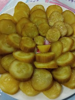 عکسی از دستور خیارشور خانگی خوش طعم 😋🥒🌶️