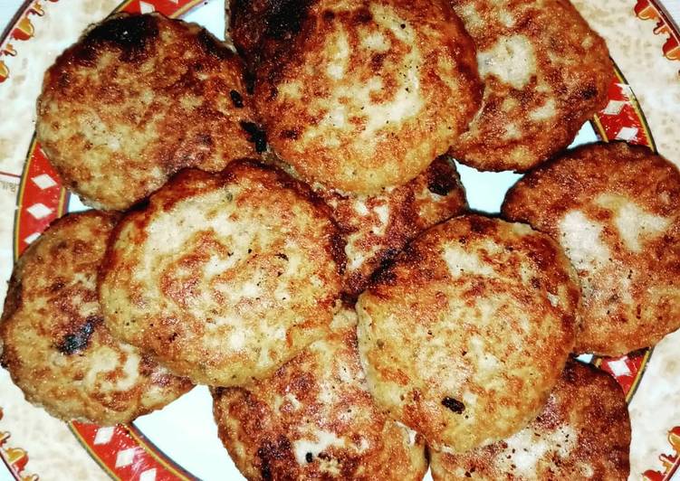 Comment Servir Makouda (croquette)