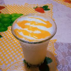 A picture of Vanilla milkshake.